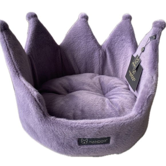 NANDOG Other - NANDOG PET GEAR crown pet bed 🐶😸